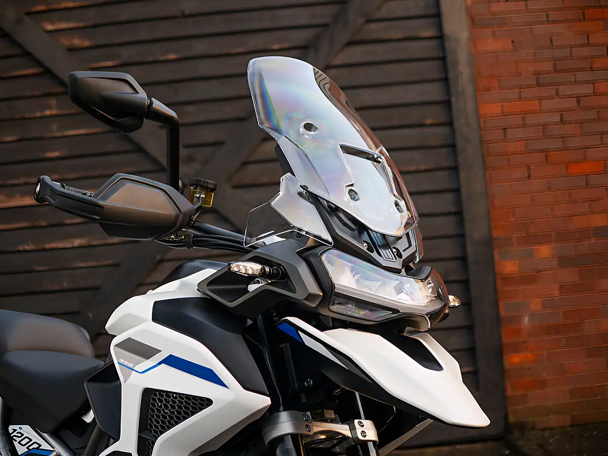 Used 2026 Triumph Tiger 1200 Alpine Edition Satin Crystal White - Interior and Exterior details 5