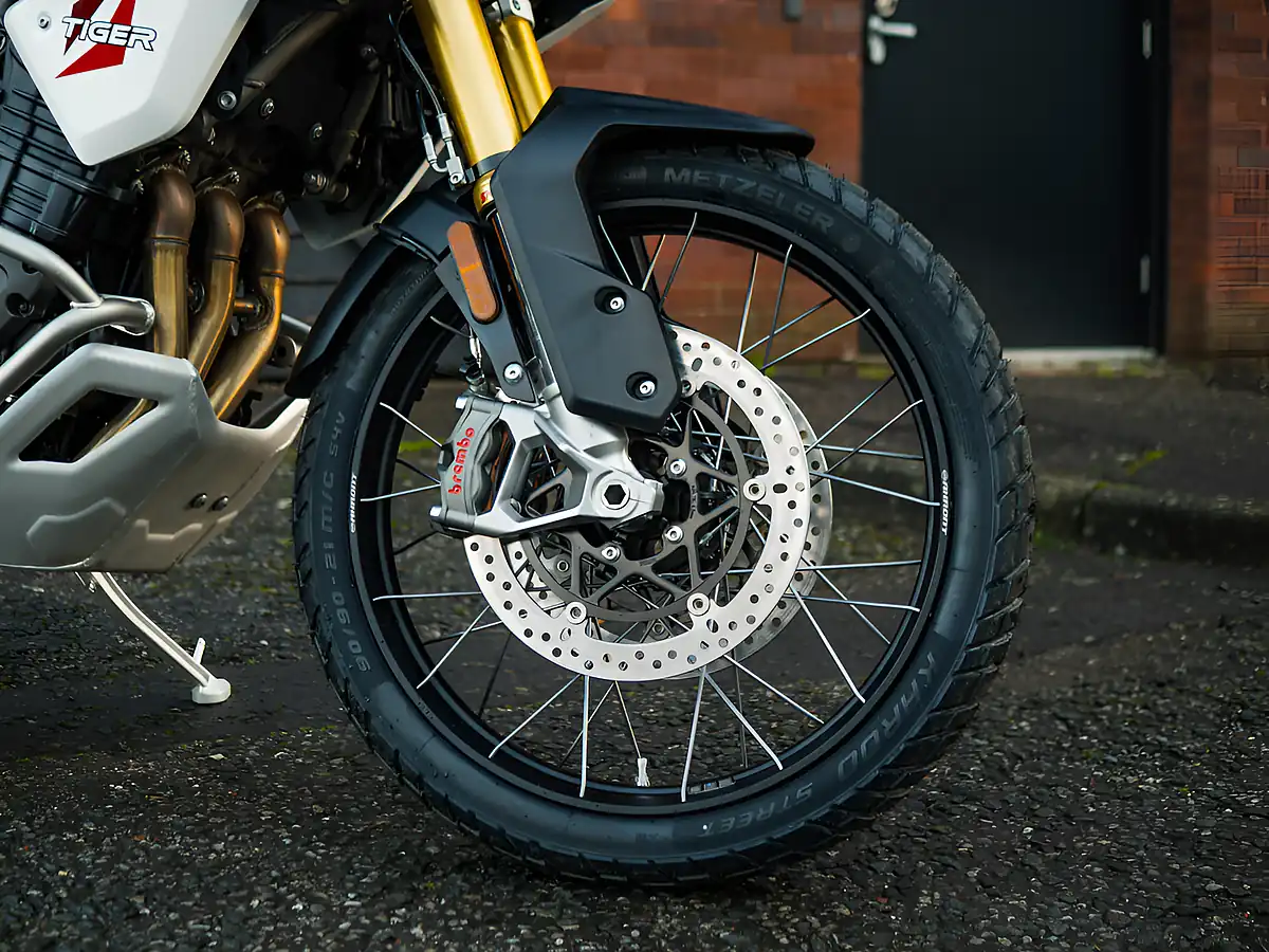 Used 2026 Triumph Tiger 1200 Desert Edition Crystal White - Interior and Exterior details 3