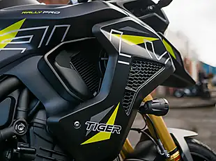 Used 2026 Triumph Tiger 1200 Desert Edition Satin Granite - Interior and Exterior details 11