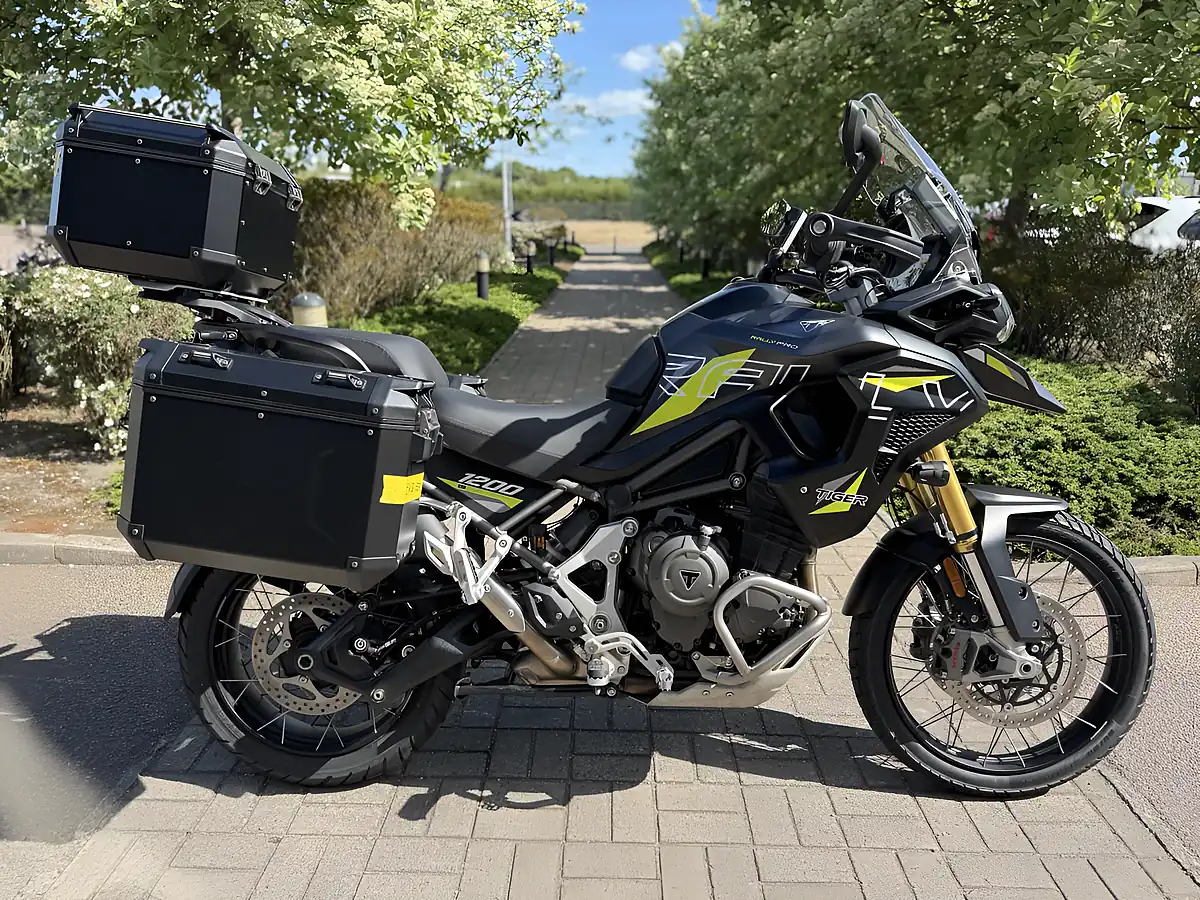 Used 2026 Triumph Tiger 1200 Desert Grey - Front View