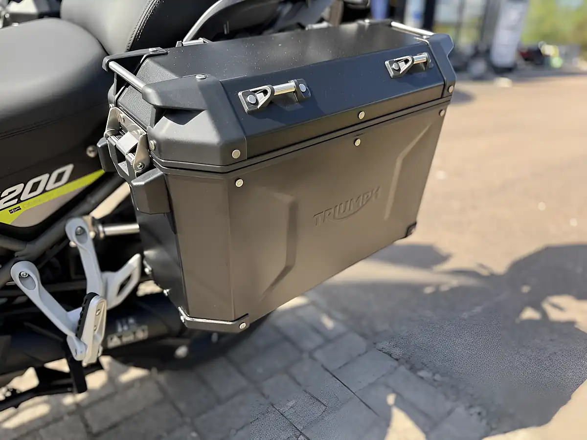 Used 2026 Triumph Tiger 1200 Desert Grey - Interior and Exterior details 19