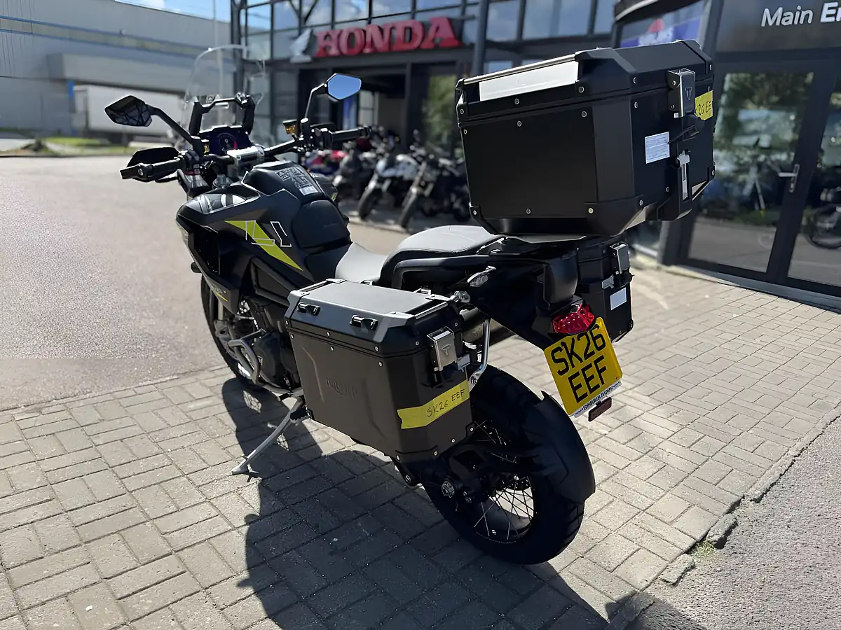 Used 2026 Triumph Tiger 1200 Desert Grey - Interior and Exterior details 8