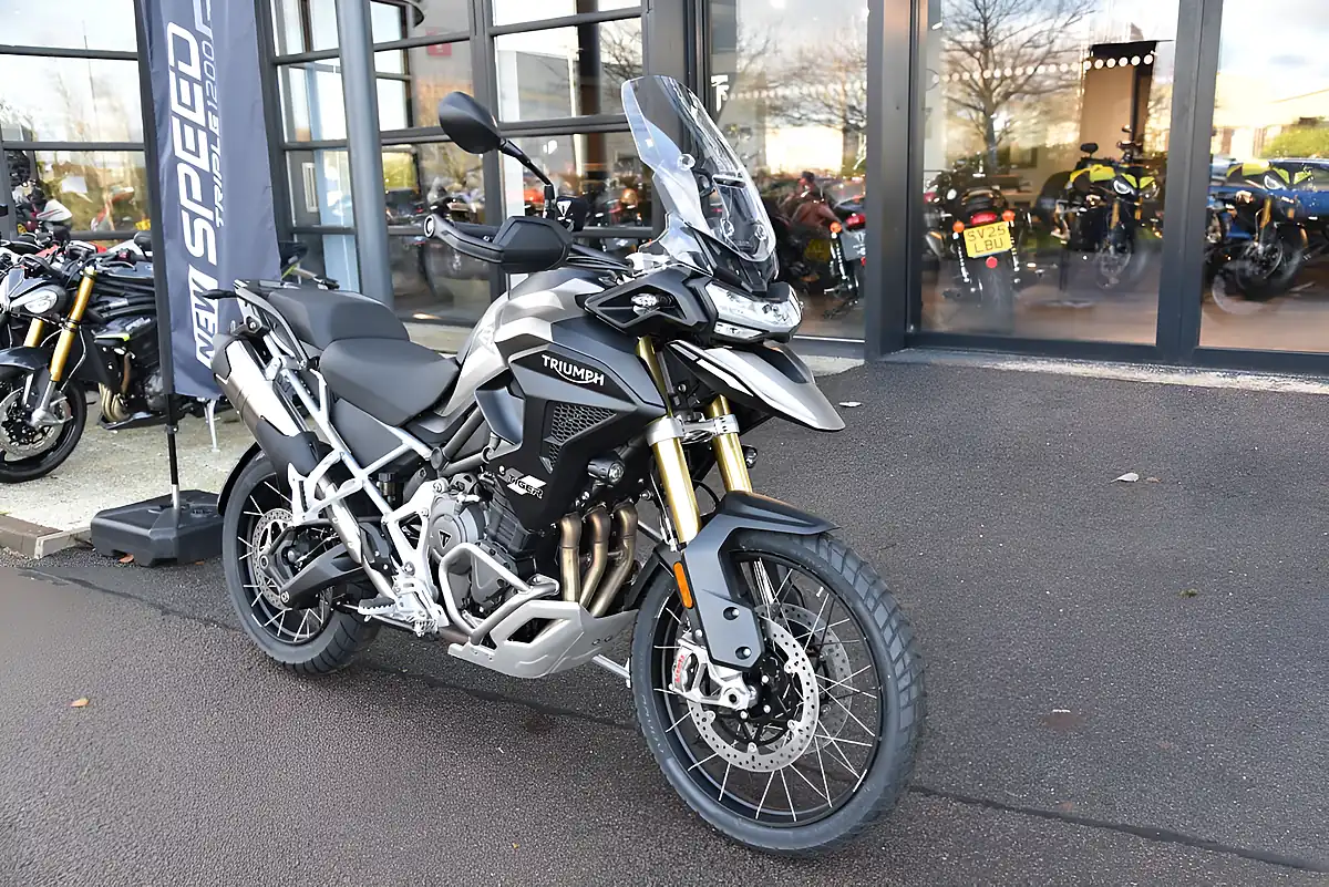 Used 2026 Triumph Tiger 1200 Rally Pro Sandstorm - Interior and Exterior details 3