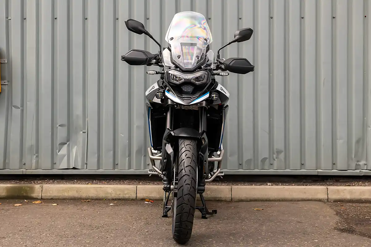 Used 2026 Triumph Tiger 900 Alpine Edition Snowdonia White - Interior and Exterior details 3