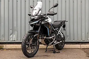 Used 2026 Triumph Tiger 900 Alpine Edition Snowdonia White - Interior and Exterior details 5