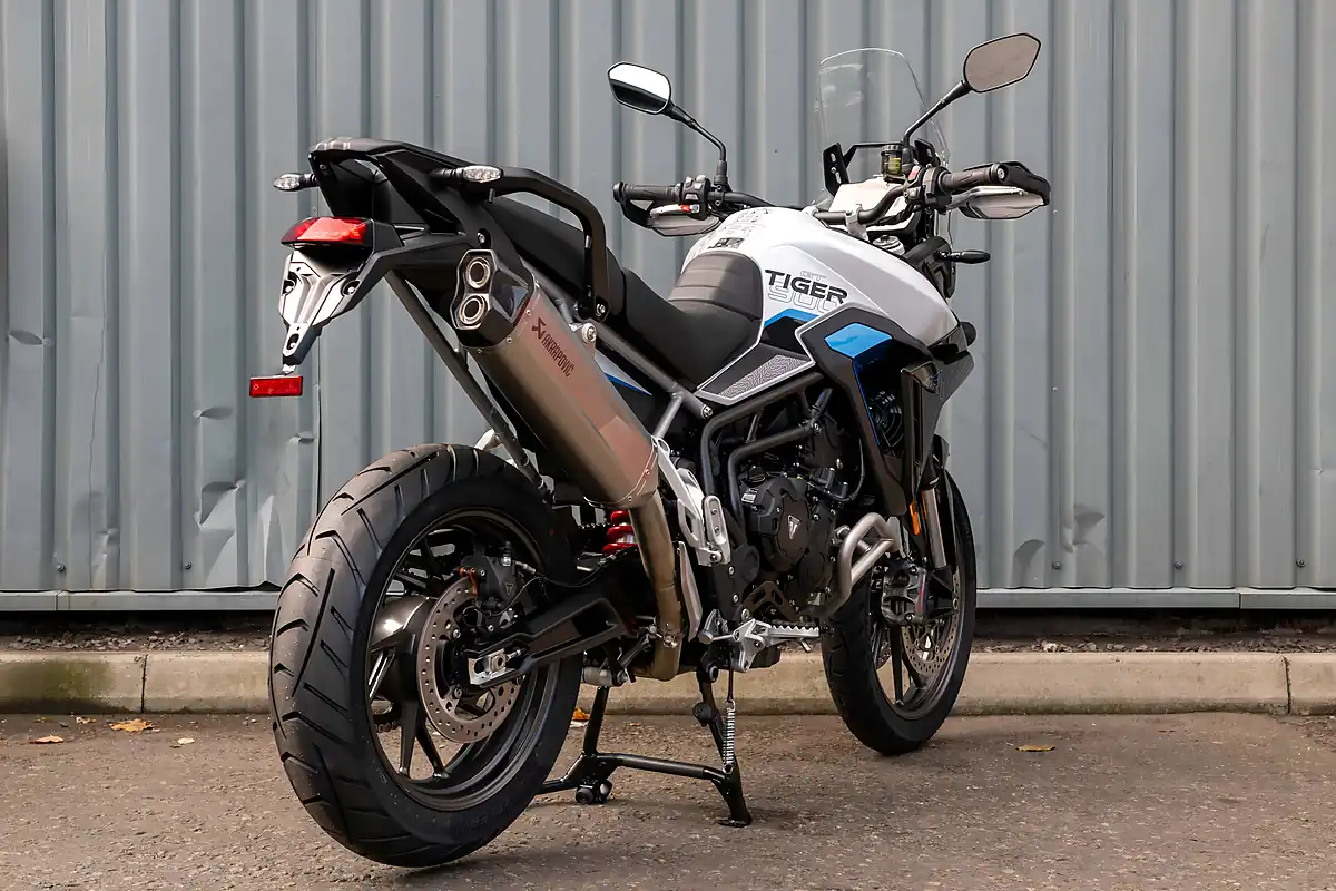 Used 2026 Triumph Tiger 900 Alpine Edition Snowdonia White - Interior and Exterior details 9