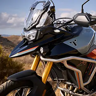 Used 2026 Triumph Tiger 900 Desert Edition Urban Grey / Sapphire Black - Interior and Exterior details 10