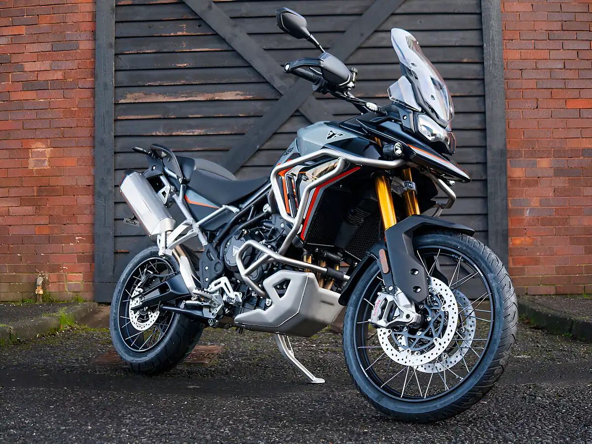 Used 2026 Triumph Tiger 900 Desert Edition Urban Grey / Sapphire Black - Front View