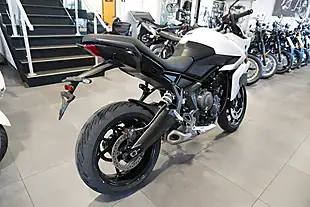Used 2026 Triumph Tiger Sport 660 Pure White - Interior and Exterior details 5