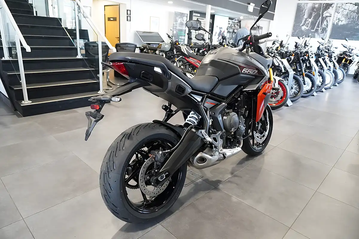Used 2026 Triumph Tiger Sport 660 Silver Ice/Orange - Interior and Exterior details 5
