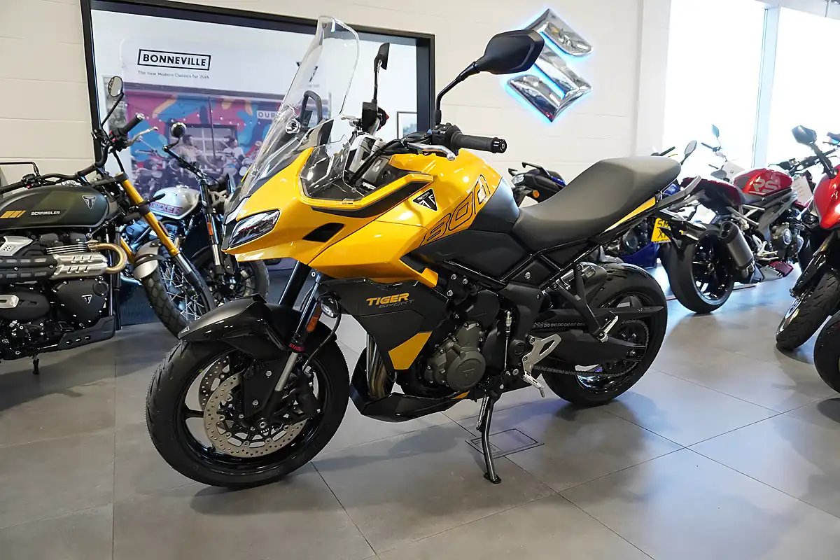 Used 2026 Triumph Tiger Sport 800 Cosmic Yellow - Interior and Exterior details 6