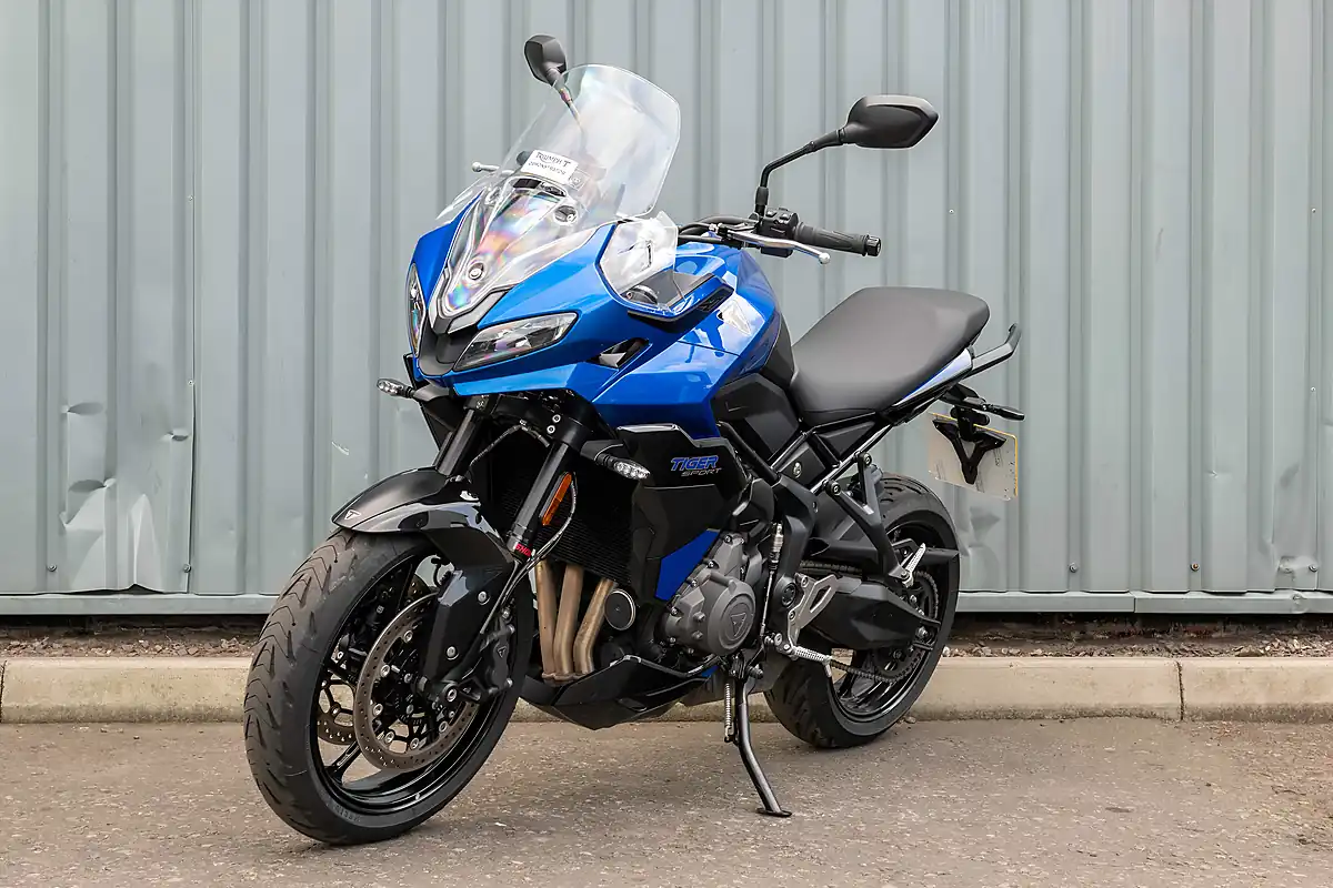 Used 2026 Triumph Tiger Sport Caspian Blue / Sapphire Black - Interior and Exterior details 4
