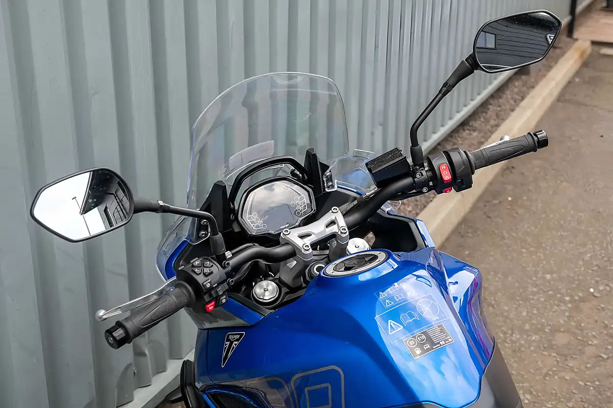 Used 2026 Triumph Tiger Sport Caspian Blue / Sapphire Black - Interior and Exterior details 9
