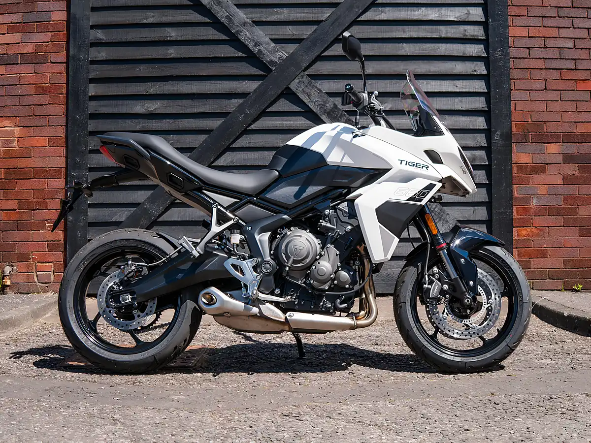 Used 2026 Triumph Tiger Sport Pure White - Interior and Exterior details 19