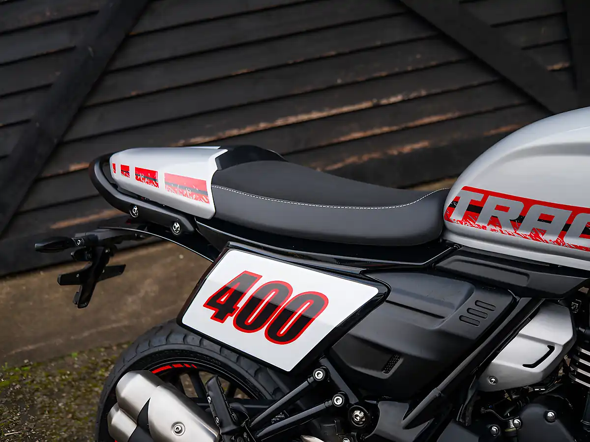 Used 2026 Triumph Tracker 400 Aluminium Silver Aluminium Silver - Interior and Exterior details 11