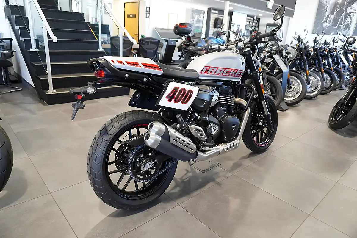 Used 2026 Triumph Tracker 400 Aluminium Silver - Interior and Exterior details 5