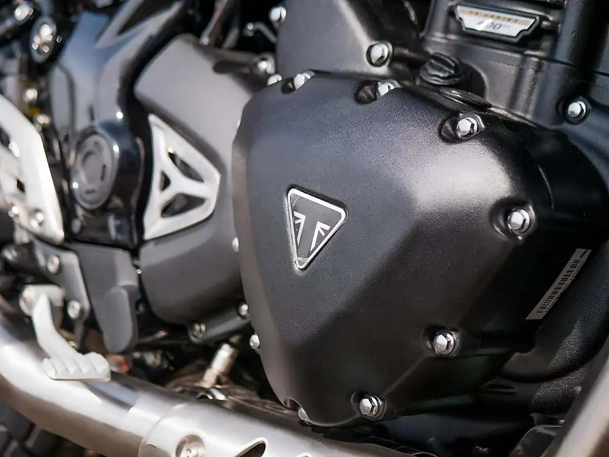 Used 2026 Triumph Tracker 400 Phantom Black - Interior and Exterior details 11