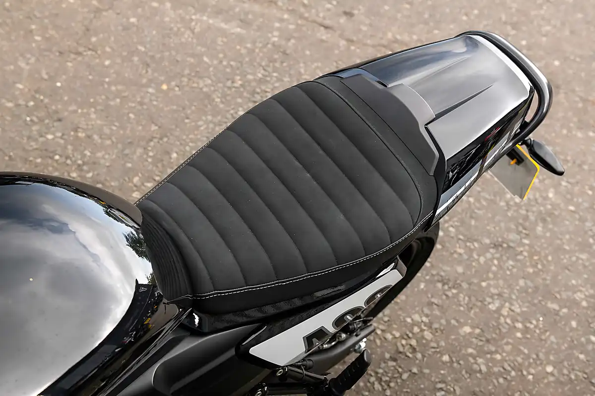 Used 2026 Triumph Tracker 400 Phantom Black - Interior and Exterior details 10