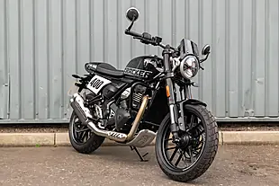 Used 2026 Triumph Tracker 400 Phantom Black - Interior and Exterior details 2