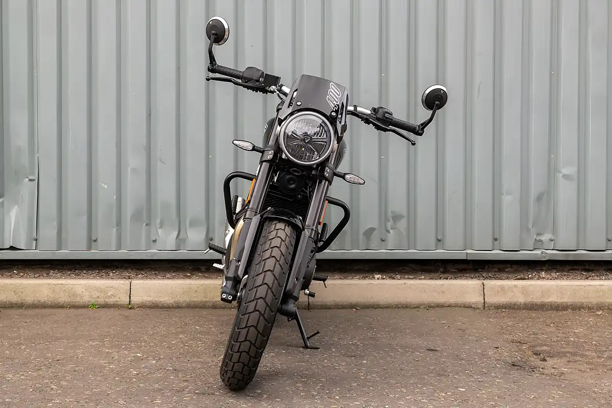 Used 2026 Triumph Tracker 400 Phantom Black - Interior and Exterior details 3