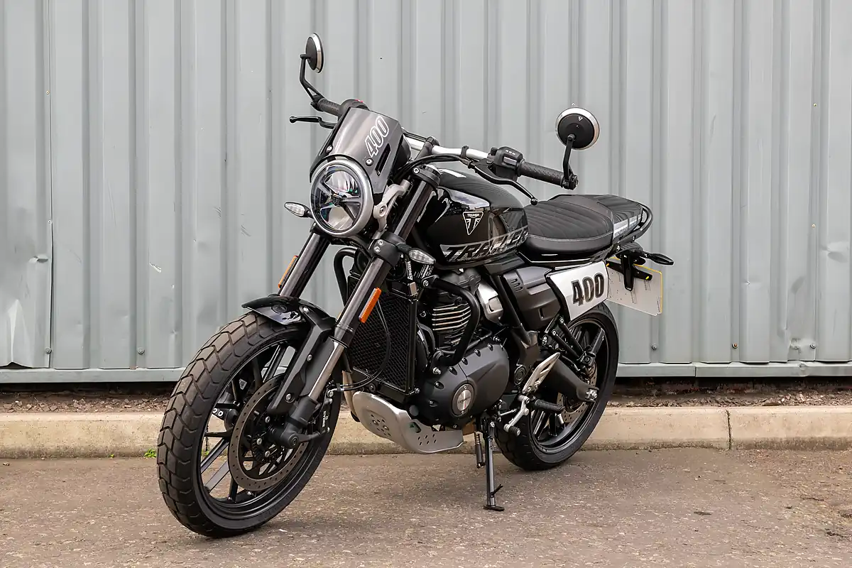 Used 2026 Triumph Tracker 400 Phantom Black - Interior and Exterior details 4