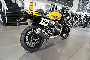 Used 2026 Triumph Tracker 400 Racing Yellow - Interior and Exterior details 10