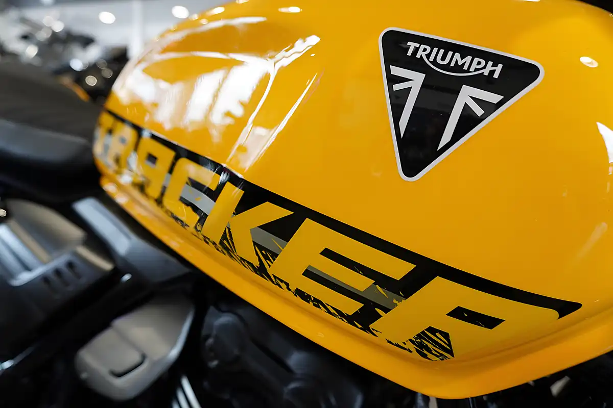 Used 2026 Triumph Tracker 400 Racing Yellow - Interior and Exterior details 13