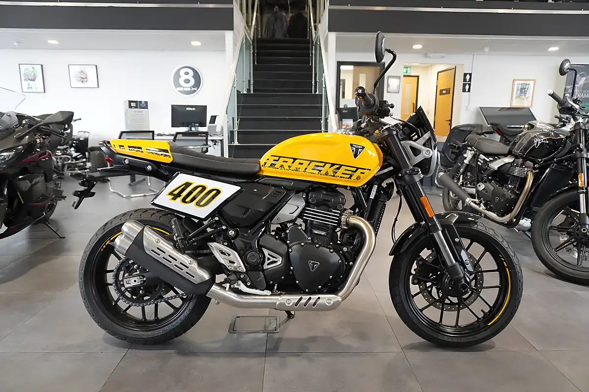 Used 2026 Triumph Tracker 400 Racing Yellow - Interior and Exterior details 6