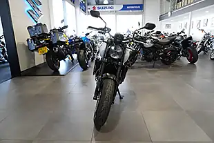 Used 2026 Triumph Trident 660 Snowdonia White - Interior and Exterior details 3