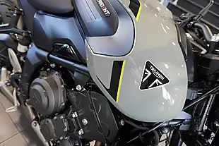 Used 2026 Triumph Trident 660 Stone Grey - Interior and Exterior details 10