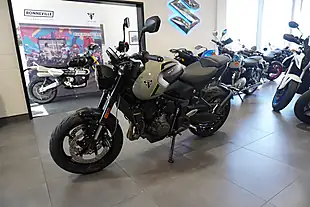 Used 2026 Triumph Trident 660 Stone Grey - Interior and Exterior details 6
