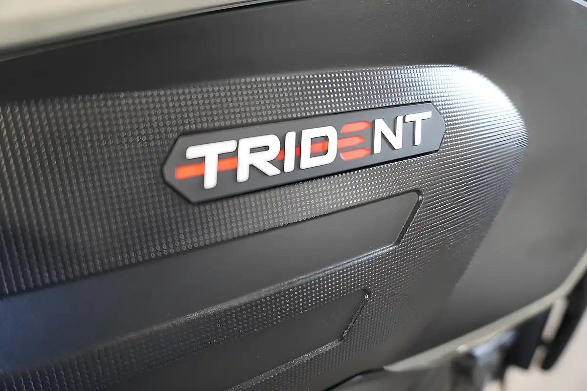 Used 2026 Triumph Trident 660 Stone Grey - Interior and Exterior details 8