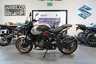 Used 2026 Triumph Trident 800 Ash Grey - Interior and Exterior details 2