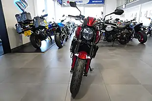Used 2026 Triumph Trident 800 Carnival Red - Interior and Exterior details 3