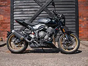 Used 2026 Triumph Trident 800 Jet Black - Interior and Exterior details 13
