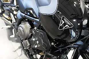 Used 2026 Triumph Trident 800 Jet Black - Interior and Exterior details 9