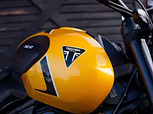 Used 2026 Triumph Trident Cosmic Yellow - Interior and Exterior details 8