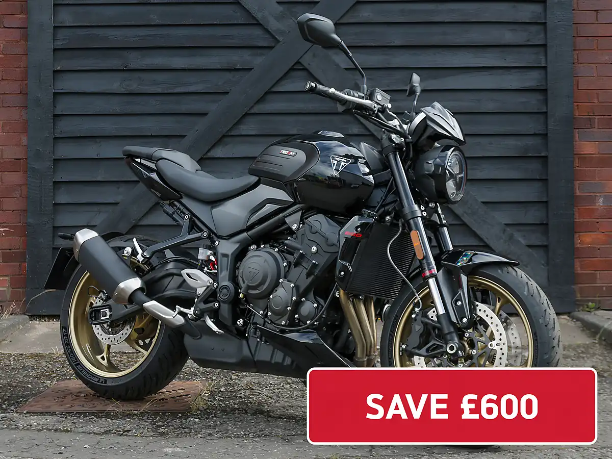 Used 2026 Triumph Trident Jet Black - Front View