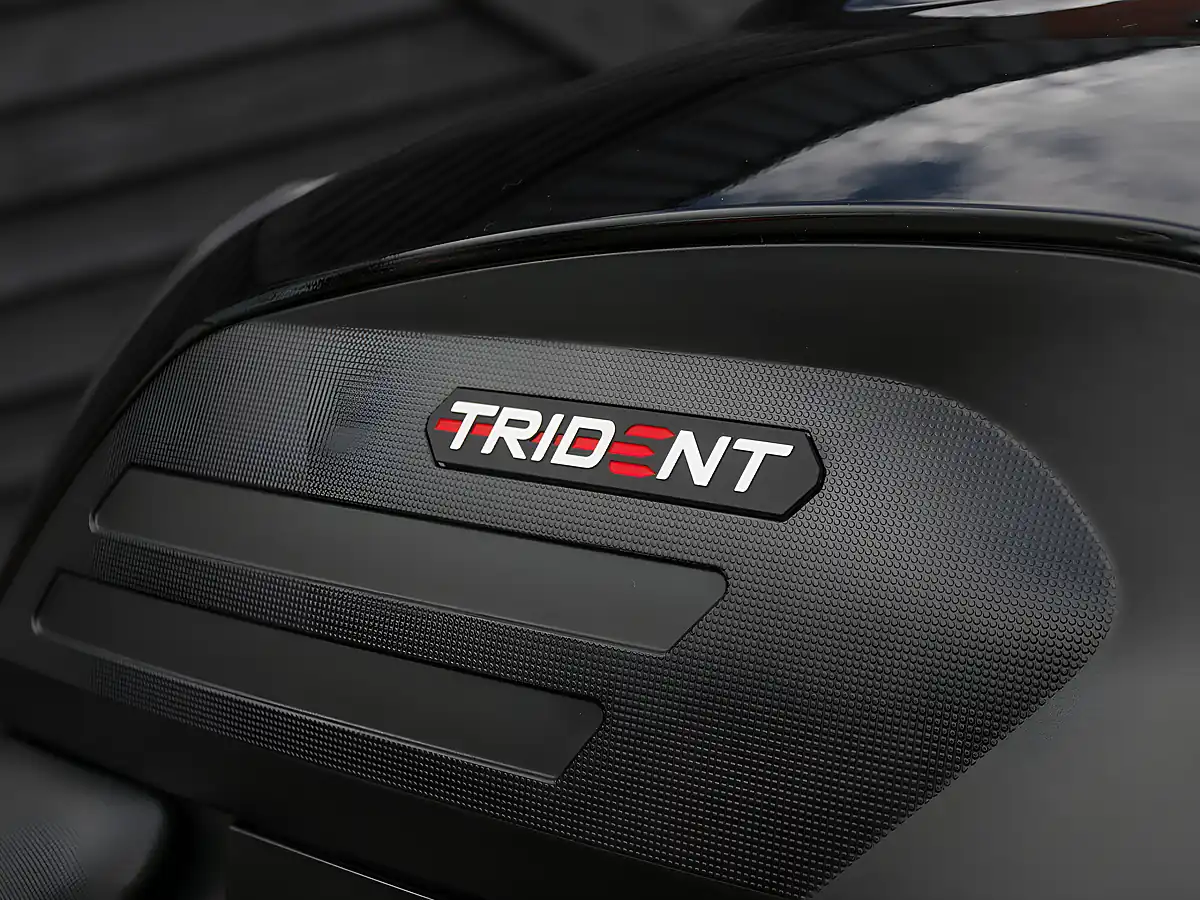 Used 2026 Triumph Trident Jet Black - Interior and Exterior details 8