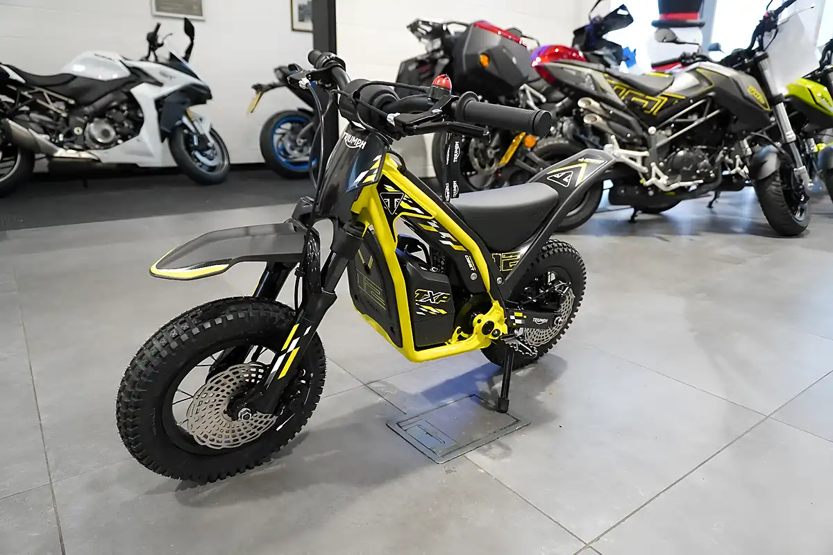 Used 2026 Triumph TXP-12 Racing Yellow - Interior and Exterior details 6