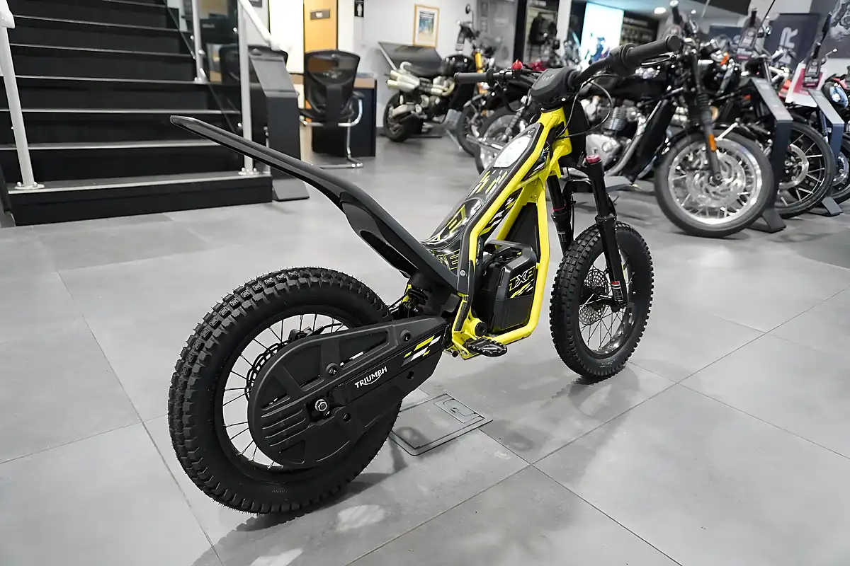 Used 2026 Triumph TXP-16 Racing Yellow - Interior and Exterior details 5