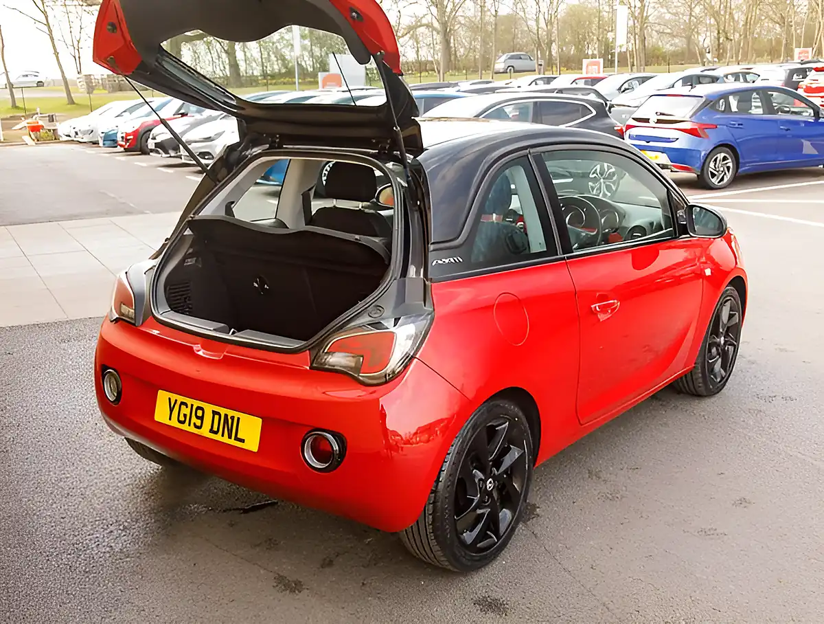 Used 2026 Vauxhall Adam Griffin Red - Interior and Exterior details 20