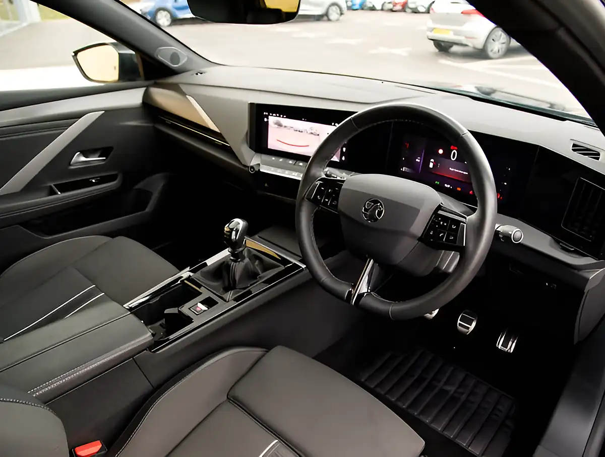 Used 2026 Vauxhall Astra Gs Black - Interior and Exterior details 4