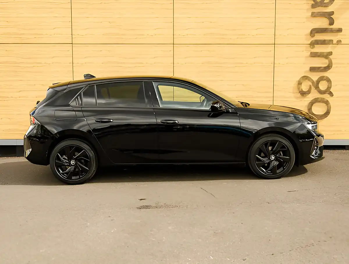 Used 2026 Vauxhall Astra Gs Black - Interior and Exterior details 7