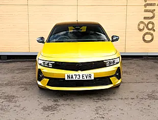 Used 2026 Vauxhall Astra Gs Line Electric Yellow - Interior and Exterior details 5