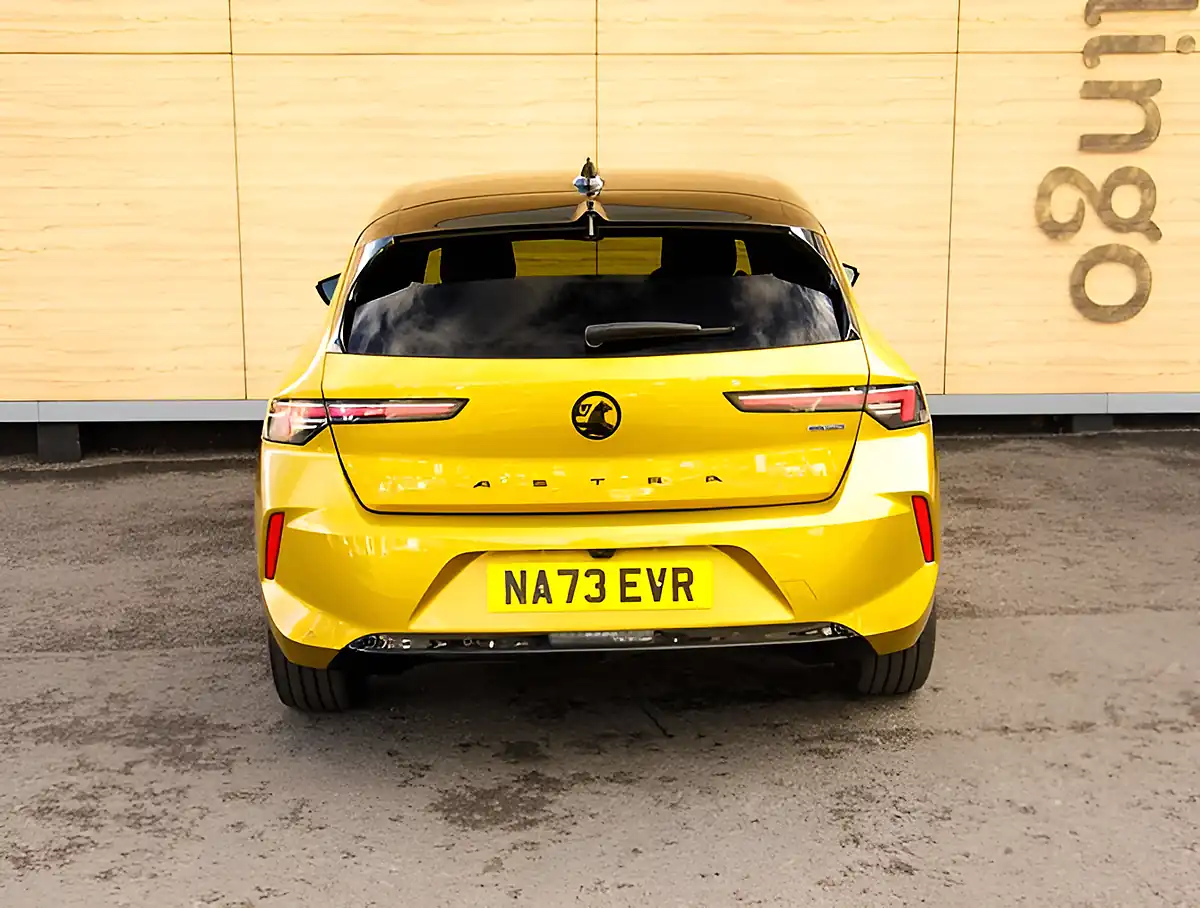 Used 2026 Vauxhall Astra Gs Line Electric Yellow - Interior and Exterior details 6