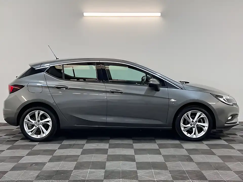 Used 2026 Vauxhall Astra Sri Grey - Interior and Exterior details 2