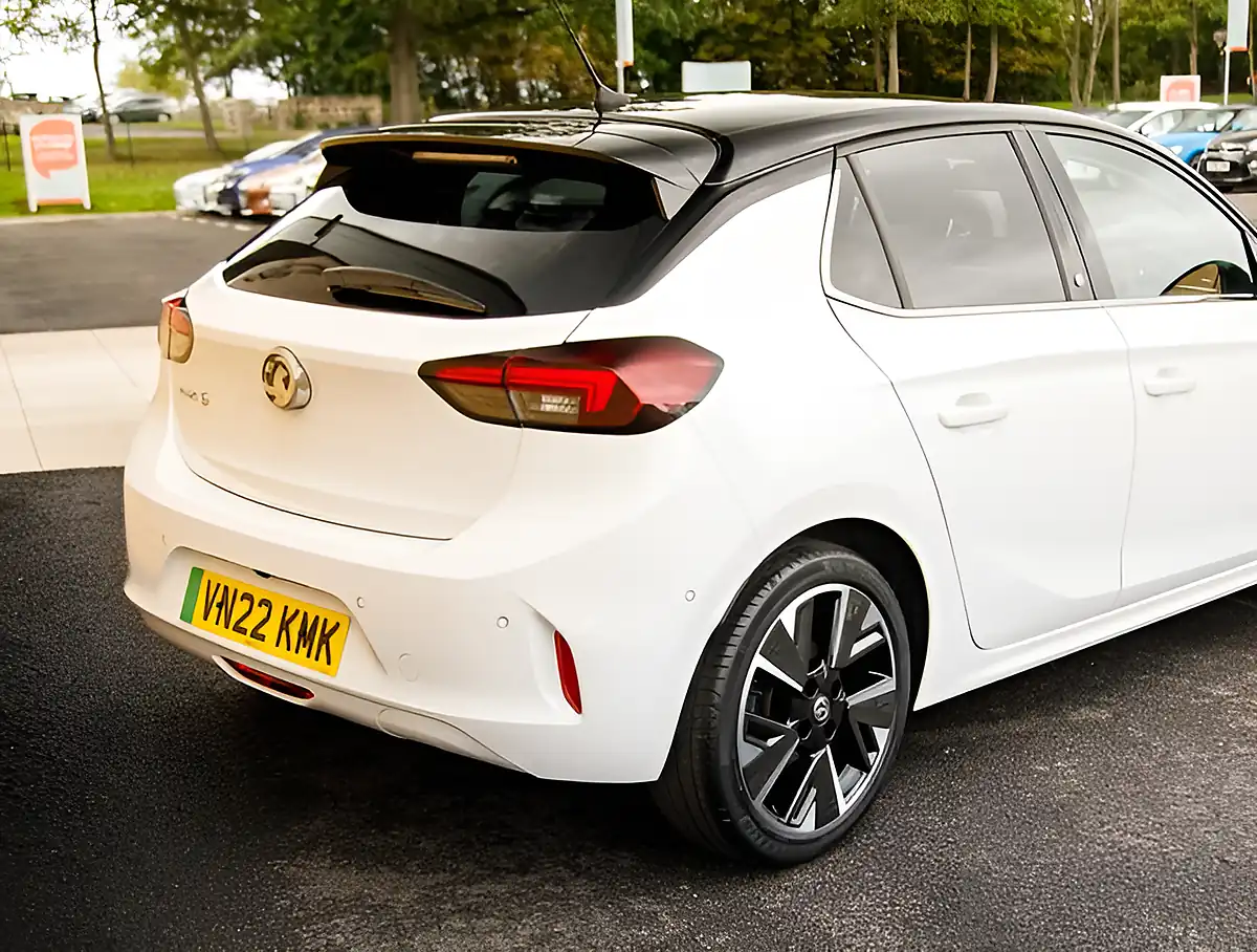 Used 2026 Vauxhall Corsa Elite Premium White - Interior and Exterior details 7