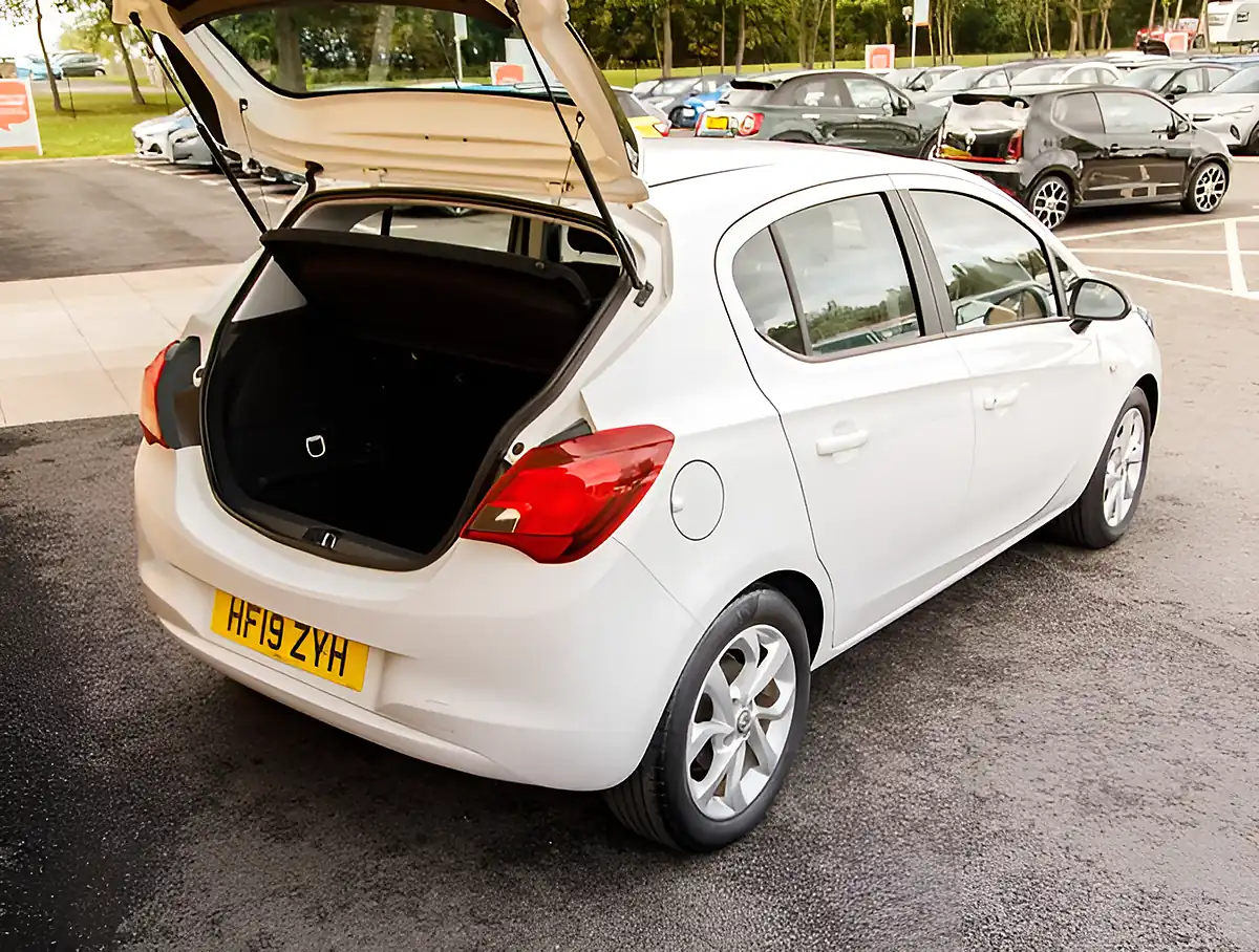 Used 2026 Vauxhall Corsa Energy White - Interior and Exterior details 20