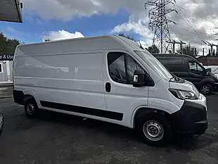 Used 2026 Vauxhall Movano Prime Kaolin White (solid Colour) - Interior and Exterior details 4